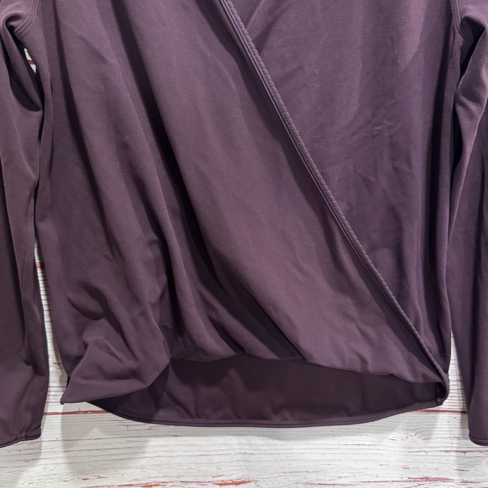 Lululemon Full Freedom Long Sleeve in Black Cherry Sz 10 - Picture 7 of 10